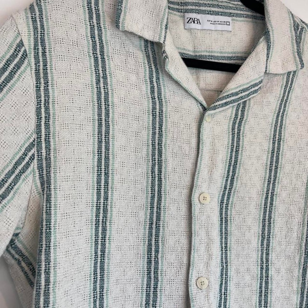 Zara Cream & Green Textured Camp Collar Shirt — Men's Medium - Picture 5 of 6